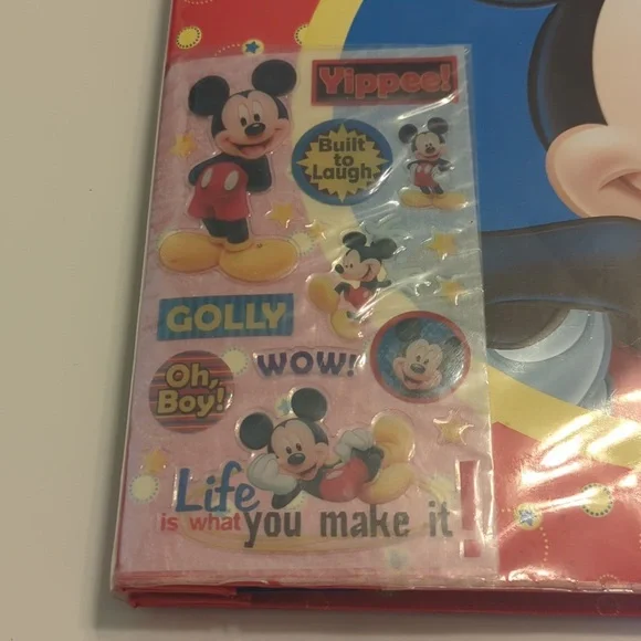 Mickey Mouse 8" X 8" Scrapbook Kit - Picture 3 of 8